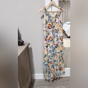 JohnPaulRichard Floral Sleeveless maxi Size    Medium